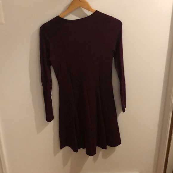 Women’s Ann Taylor Maroon Dress - Picture 3 of 3